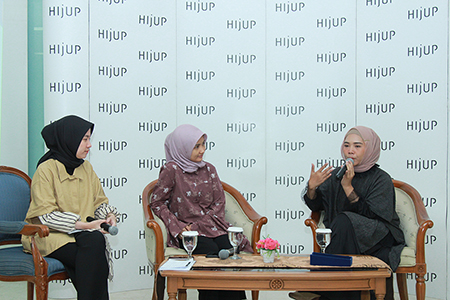 Empowering People With Your Style & Positive Manners on HIJUP Goes to Campus