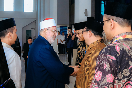 Deputi Grand Syekh Al-Azhar Kairo, Mesir, Sambangi Universitas Al-Azhar Indonesia (UAI) Bahas Pentingnya Menjaga dan Menerapkan Wasathiyah dalam Islam 