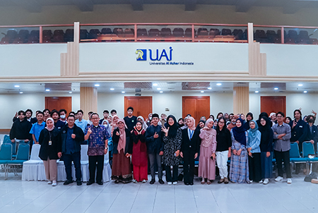 Alumni Talks Kembali Hadir dengan Tema “Implementasi Artificial Intelligence (AI) dalam Membuat Konten” oleh Alumni PG PAUD UAI, Diah Sally 