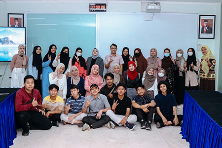 Mengenalkan Pentingnya Kesehatan Mental Kepada Siswa-Siswi SMA melalui Kelas Tematik “Mental Health Awareness Bersama Prodi Psikologi Universitas Al-Azhar Indonesia” 