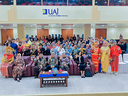 UAI Melepas Mahasiswa PMM4 Inbound dengan Festival Budaya yang Sangat Meriah, Mulai dari Drama Si Doel hingga Pertunjukan Tarian Adat 