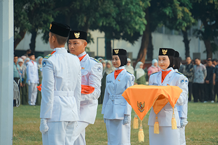 UAI Hadiri Upacara Hari Kemerdekaan Republik Indonesia dan Umumkan Pemenang Lomba Paduan Suara 