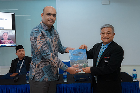 KUI UAI Hadirkan “The Ambassador Foresight Talk” Bersama Kedutaan Besar Pakistan di Jakarta dan Quaid-I-Azam UniversityDemi Menyambut Masa Depan Kerja sama Pendidikan Indonesia dan Pakistan 