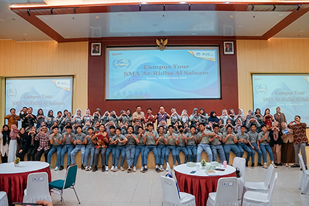 60 Siswa SMA Ar-Ridha Al Salaam Kunjungi UAI, Mulai dari Laboratorium Studio TV hingga Rooftop 