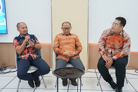 Dosen Prodi Magister Hukum UAI Bahas Korupsi dan Investasi