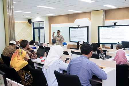 UAI Siapkan Generasi Unggul Lewat Kurikulum OBE